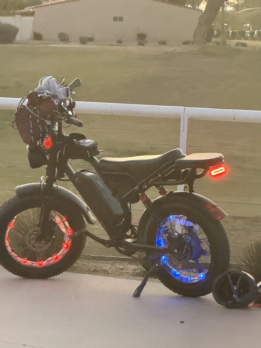 ApexRover customer fat tire electric bike with wheel lights